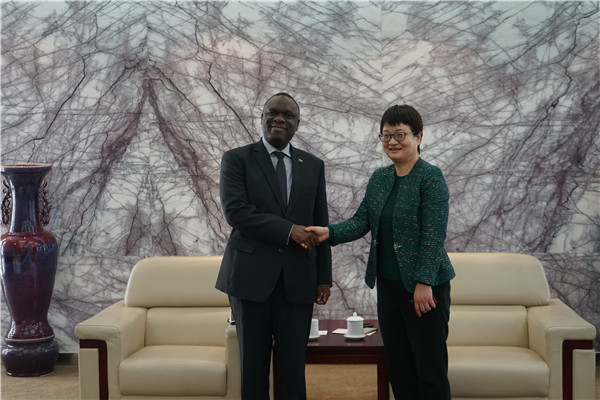 22244d34be0d46ff8d7444d819d1af59.jpg 微信图片_20190121132330.jpg